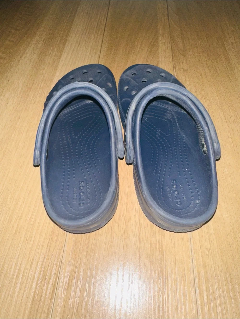 CROCS pre owned